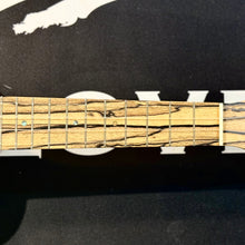 Load image into Gallery viewer, 【預售】100% Handmade Oulcraft Walnut / Pale Moon Ebony 23&quot; Concert Ukulele
