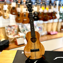 Load image into Gallery viewer, KoAloha All Solid Hawaiian KOA 23&quot; Concert 夏威夷相思木全實木 Concert Ukulele
