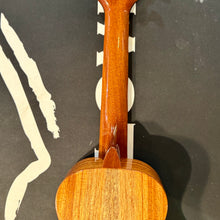 Load image into Gallery viewer, KoAloha All Solid Hawaiian KOA 23&quot; Concert 夏威夷相思木全實木 Concert Ukulele
