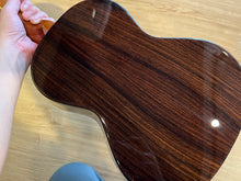 將圖片載入圖庫檢視器 【只此一支】 KAI Ukulele KT-6000 All Solid Spruce/Rosewood 26&quot; Tenor Baritone Setting
