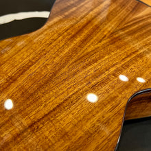 Load image into Gallery viewer, 【只此一支】  KAI Ukulele KT-5000R All Solid Acacia 相思木全實木 26&quot; Tenor
